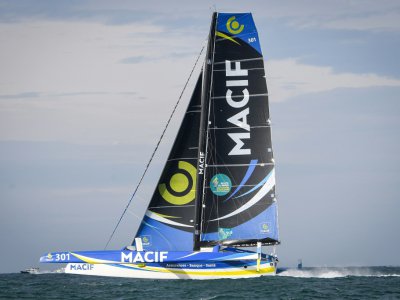 Le skipper français François Gabart (Macif) au départ de la Route du Rhum, à Saint-Malo, le 4 novembre 2018 - LOIC VENANCE [AFP/Archives]