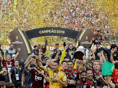 Les joueurs de Flamengo vainqueurs de la Copa Libertadores devant les Argentins de River Plate, à Lima, le 23 novembre 2019 - Ernesto BENAVIDES [AFP]